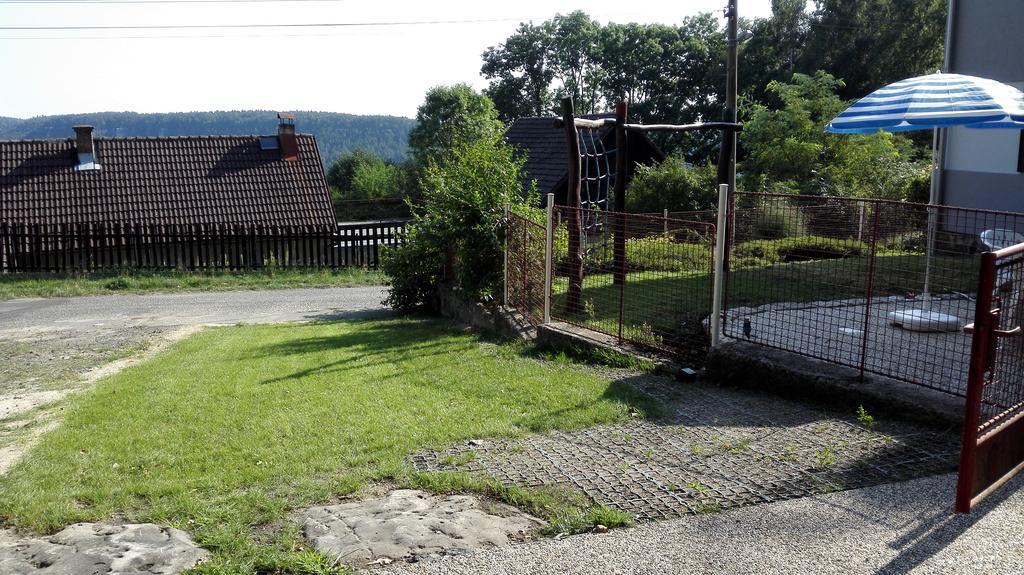 Apartments Michovka Koberovy ภายนอก รูปภาพ